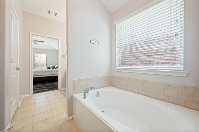 1405 Red River Drive, Aubrey, TX 76227