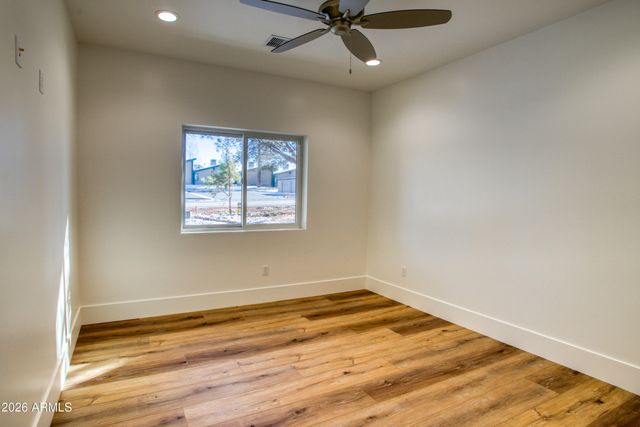 1028 School House Ln Lane, Show Low, AZ 85901