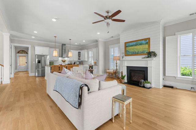3894 Fifle Street, Mount Pleasant, SC 29466