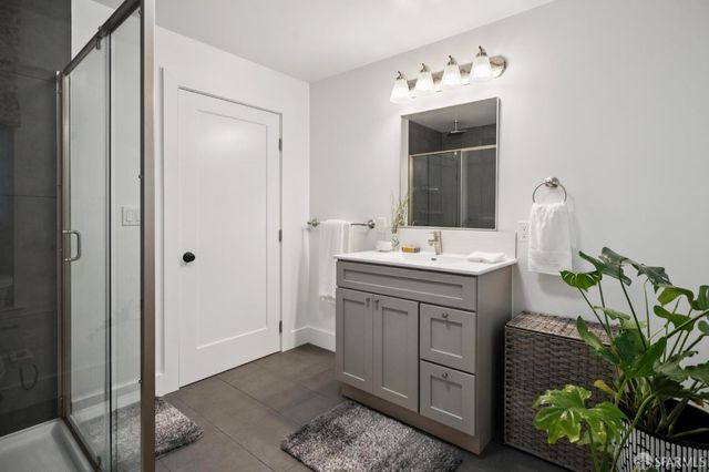 610 Buchanan Street 1, San Francisco, CA 94102