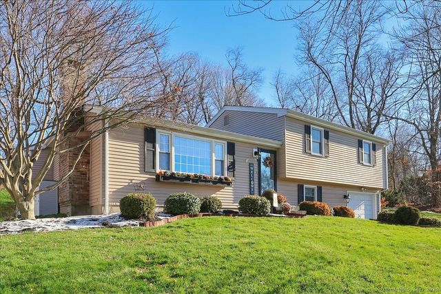 231 Rolling Hill Lane, Southington, CT 06489