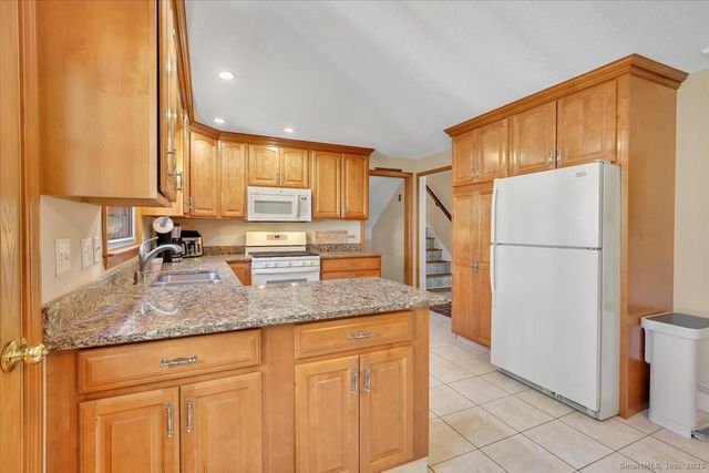 231 Rolling Hill Lane, Southington, CT 06489