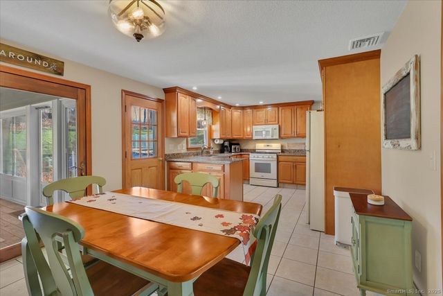 231 Rolling Hill Lane, Southington, CT 06489