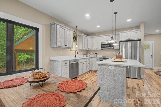 107 N Dakota Drive, Rutherfordton, NC 28139