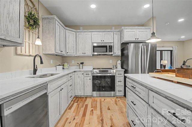107 N Dakota Drive, Rutherfordton, NC 28139