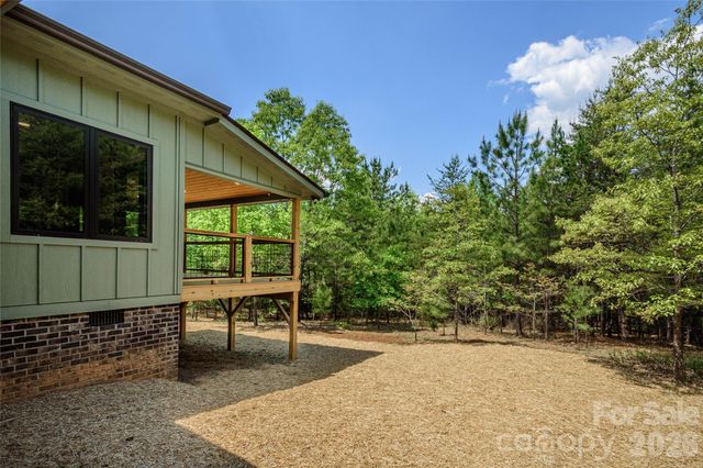 107 N Dakota Drive, Rutherfordton, NC 28139