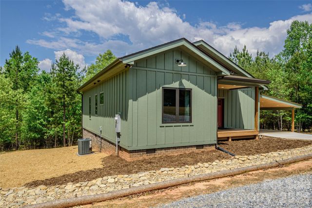 107 N Dakota Drive, Rutherfordton, NC 28139