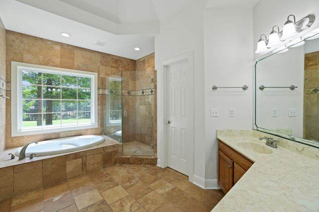 231 Point Dr, Belvidere, TN 37306