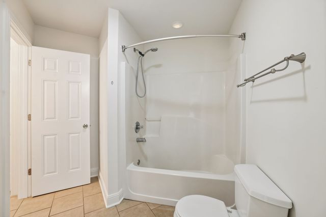 231 Point Dr, Belvidere, TN 37306
