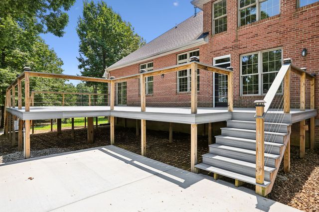 231 Point Dr, Belvidere, TN 37306