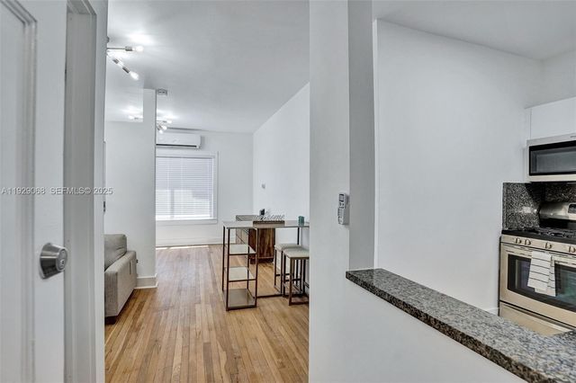 1656 Polk St 7, Hollywood, FL 33020