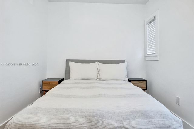 1656 Polk St 7, Hollywood, FL 33020