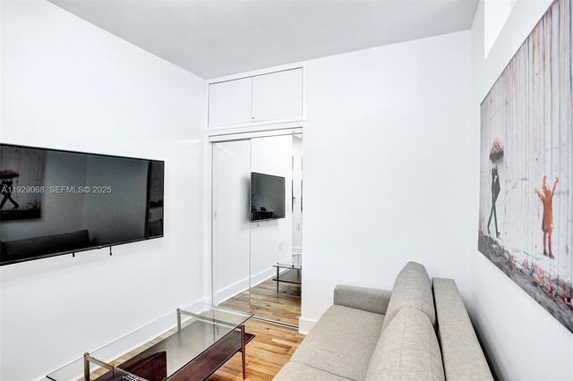 1656 Polk St 7, Hollywood, FL 33020