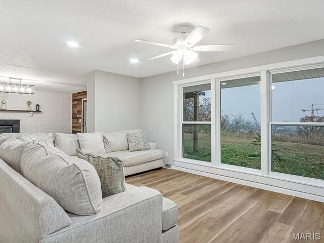 200 Rebecca Lane, Chester, IL 62233