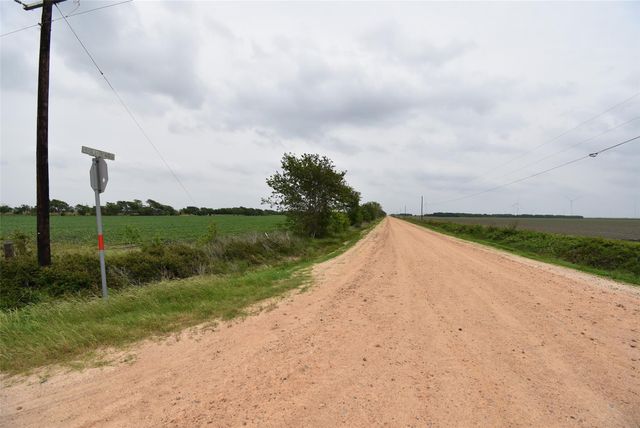 000 Fm 1162, El Campo, TX 77437