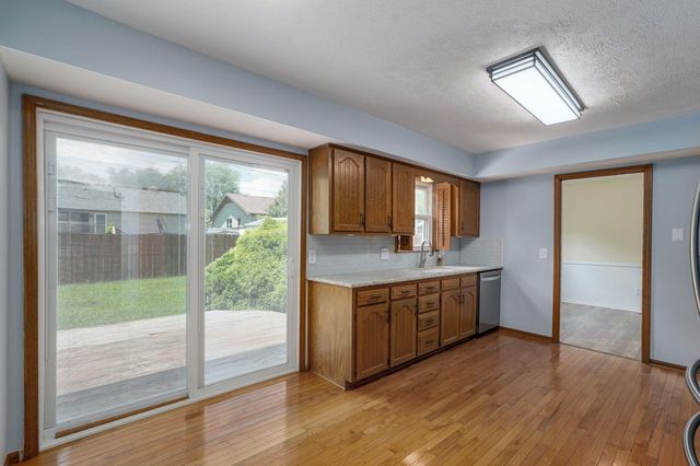 4349 S Cardinal Place, Springfield, MO 65804