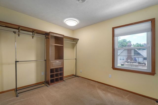 4349 S Cardinal Place, Springfield, MO 65804