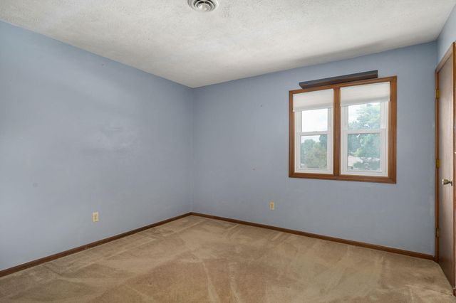 4349 S Cardinal Place, Springfield, MO 65804