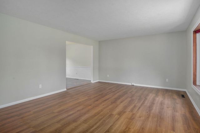 4349 S Cardinal Place, Springfield, MO 65804