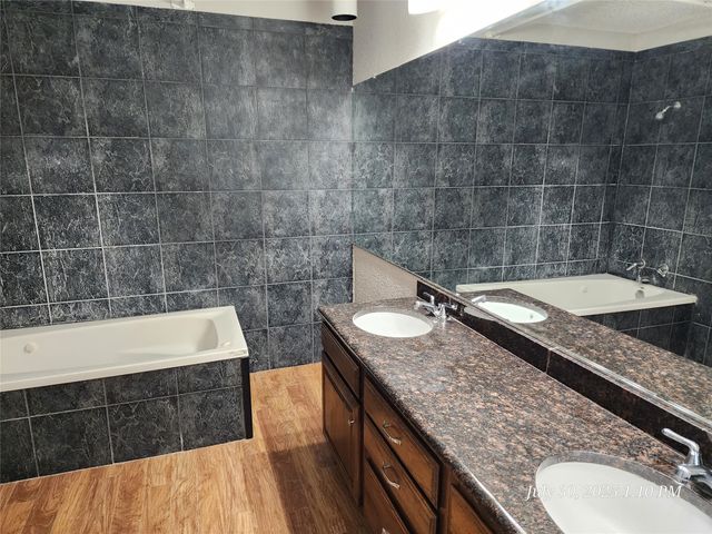 1308 Memory Lane 5114, Arlington, TX 76011