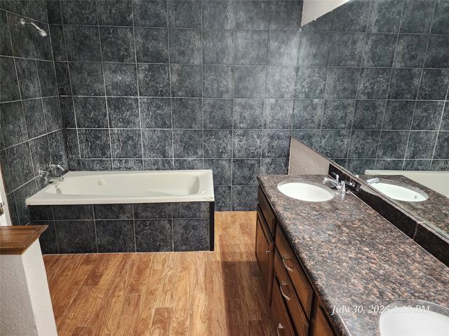 1308 Memory Lane 5114, Arlington, TX 76011