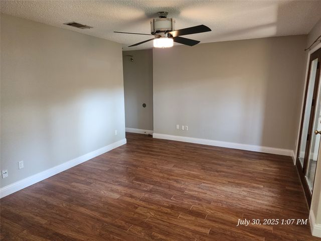 1308 Memory Lane 5114, Arlington, TX 76011
