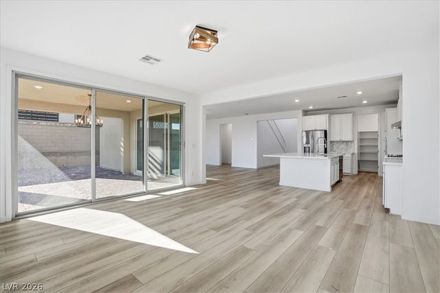 12367 Aster Hills Avenue, Las Vegas, NV 89138