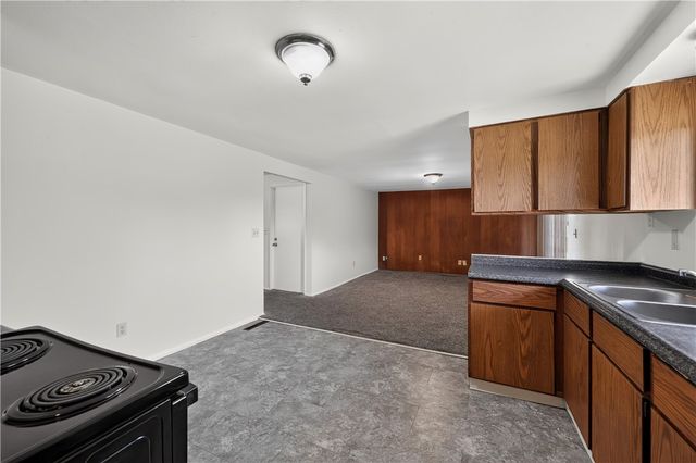 7924 Blackshear Drive, Huber Heights, OH 45424