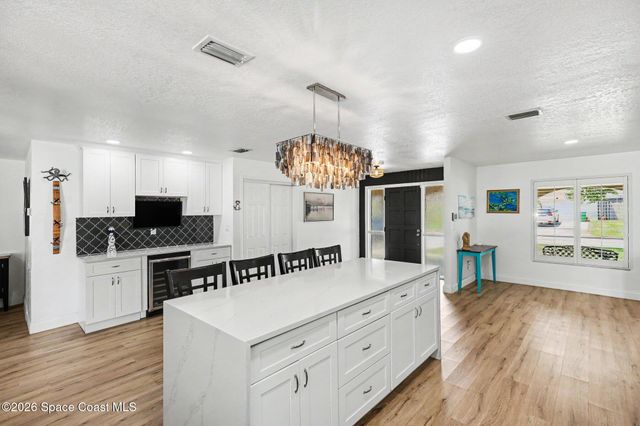 200 Forest Hill Drive SW, Cocoa, FL 32926