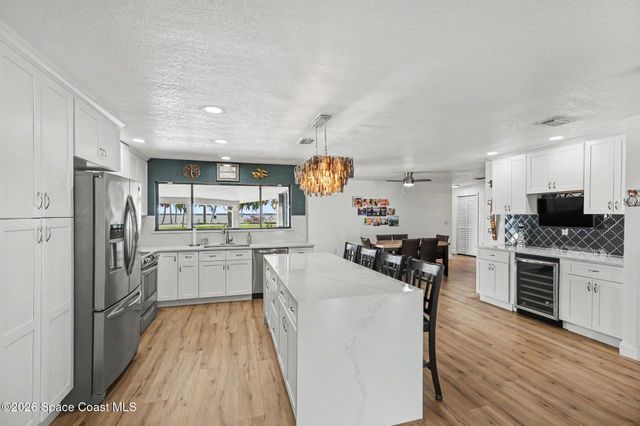 200 Forest Hill Drive SW, Cocoa, FL 32926