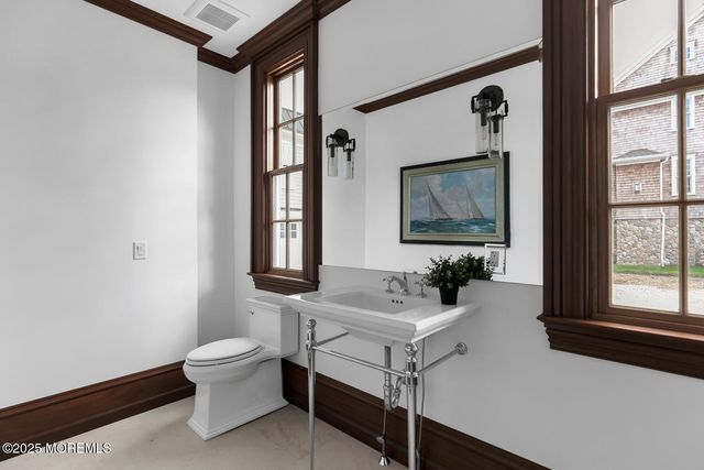 1 Second Street, Rumson, NJ 07760