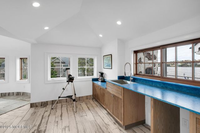 1 Second Street, Rumson, NJ 07760