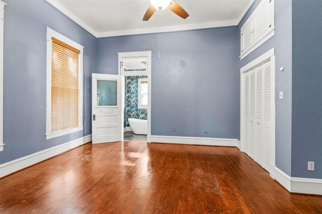717 E Houston Avenue, Crockett, TX 75835
