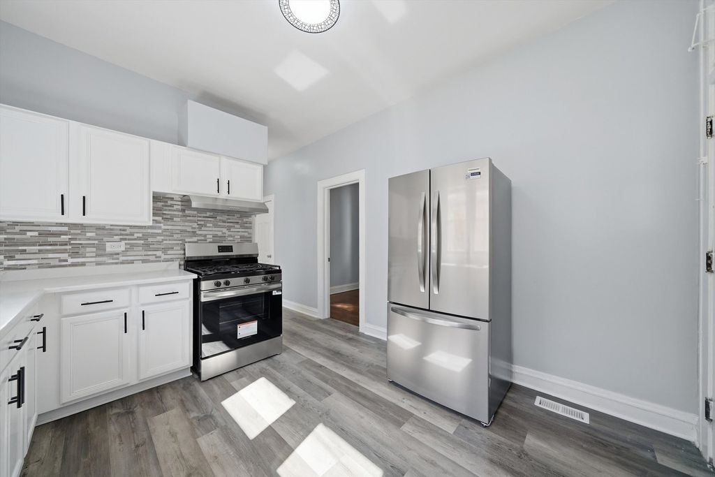 10743 S Wabash Avenue, Chicago, IL 60628 — photo 5