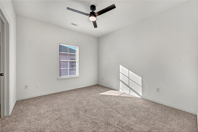 753 N Wordsworth Lane, Fayetteville, AR 72704