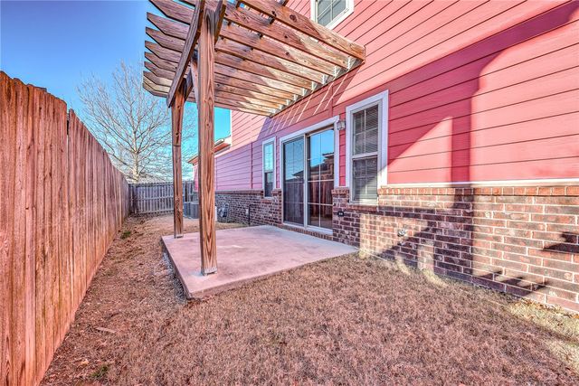 753 N Wordsworth Lane, Fayetteville, AR 72704