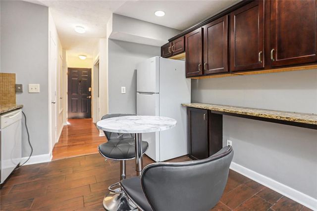 311 Quail Run, Roswell, GA 30076