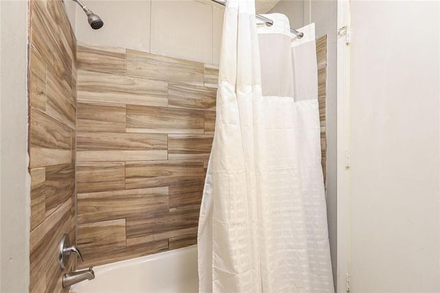 311 Quail Run, Roswell, GA 30076