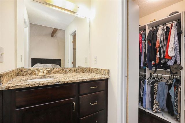 311 Quail Run, Roswell, GA 30076