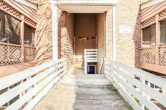 311 Quail Run, Roswell, GA 30076