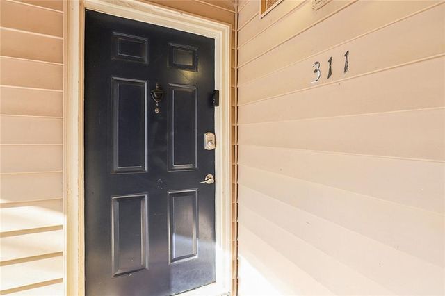 311 Quail Run, Roswell, GA 30076