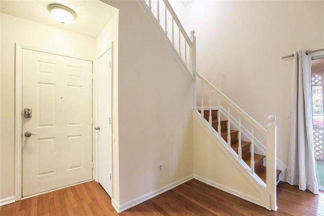 311 Quail Run, Roswell, GA 30076