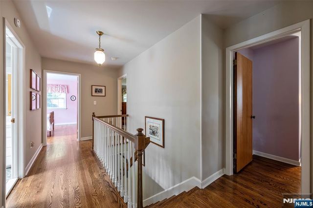 570 Bennington Terrace, Ridgewood, NJ 07450