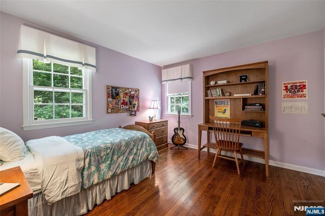 570 Bennington Terrace, Ridgewood, NJ 07450