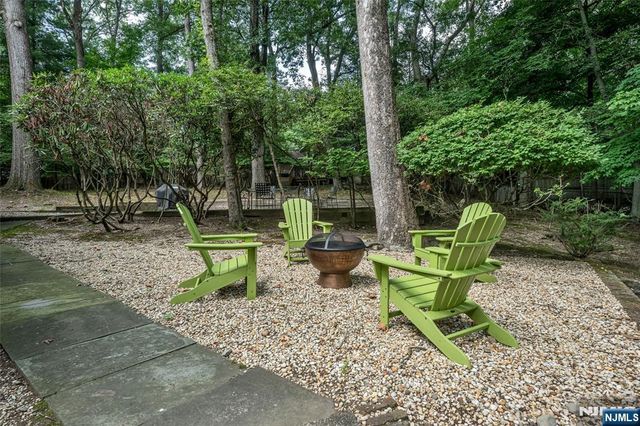 570 Bennington Terrace, Ridgewood, NJ 07450
