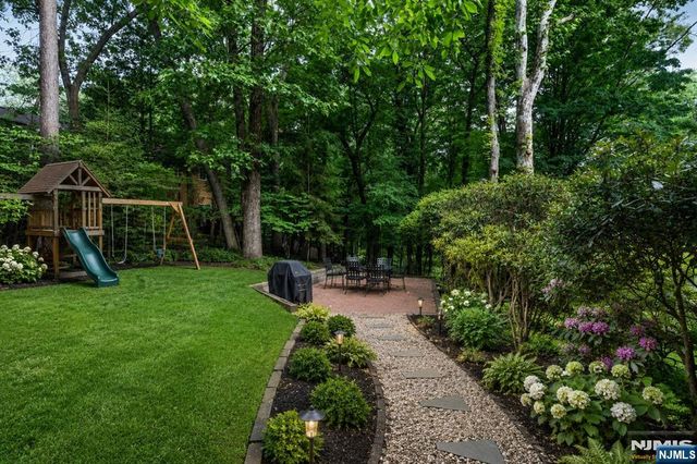 570 Bennington Terrace, Ridgewood, NJ 07450