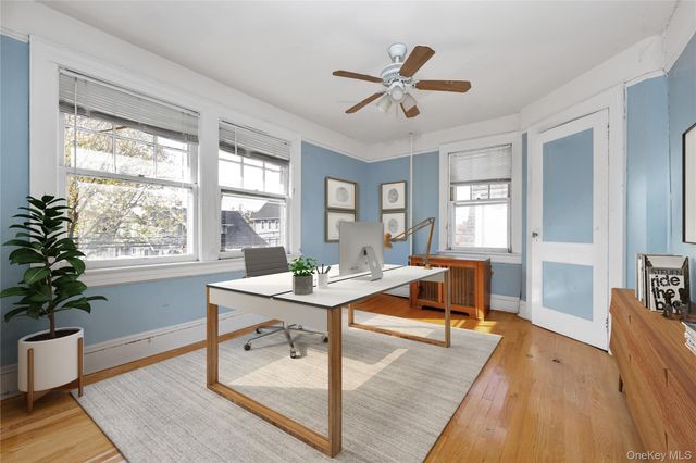 73 Peterson Place, Lynbrook, NY 11563