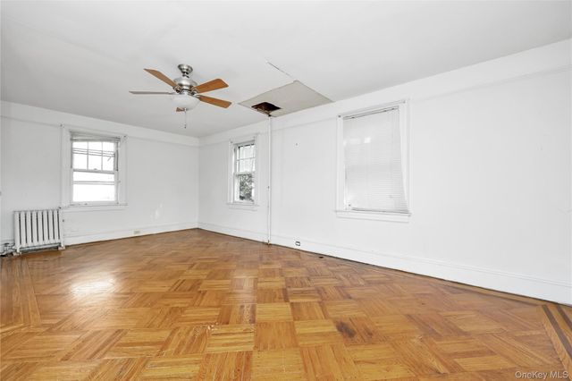 73 Peterson Place, Lynbrook, NY 11563