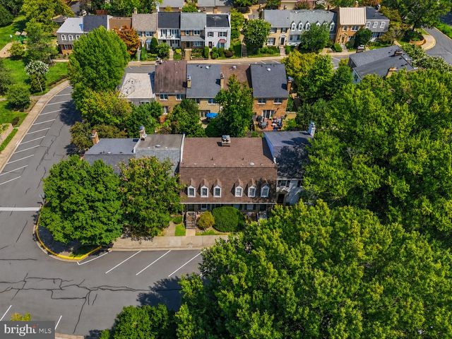 7384 HALLCREST DR, Mclean, VA 22102