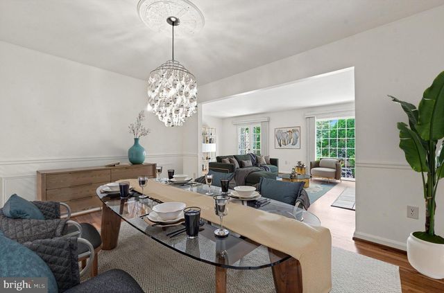 7384 HALLCREST DR, Mclean, VA 22102